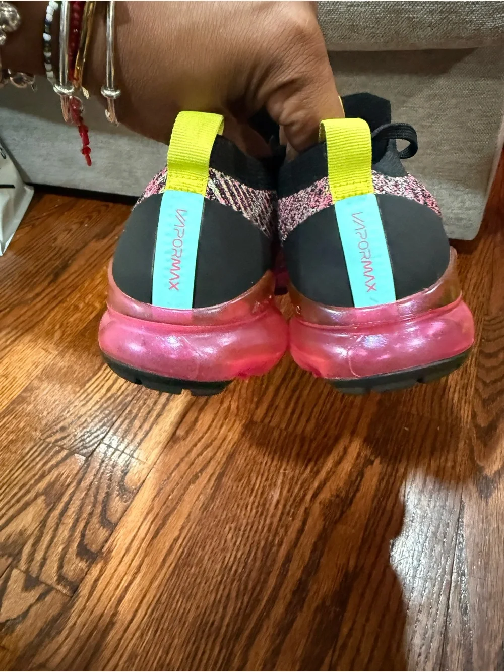 Nike Multicolor Flyknit Air VaporMax Sneakers W8
